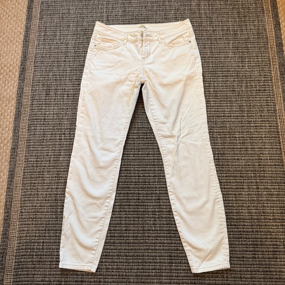 Tommy Bahama Women's Cream Skinny Jeans - Picture 1 of 6